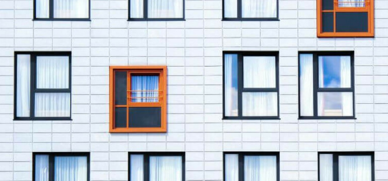 پنجره های رنگی یو پی وی سی